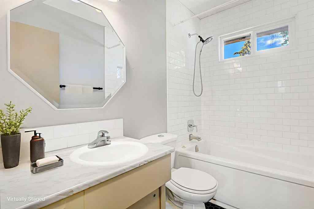 MLS® A2239612 - 11105 93A Street  in Mountview Grande Prairie, Residential