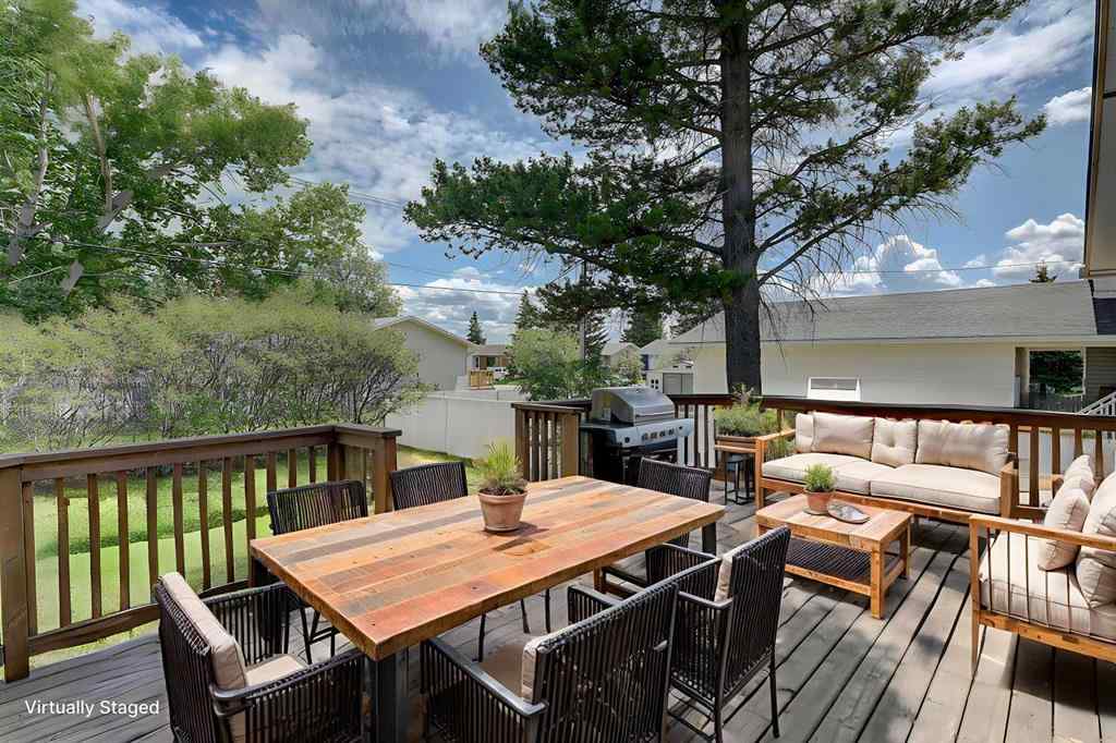 MLS® A2239612 - 11105 93A Street  in Mountview Grande Prairie, Residential