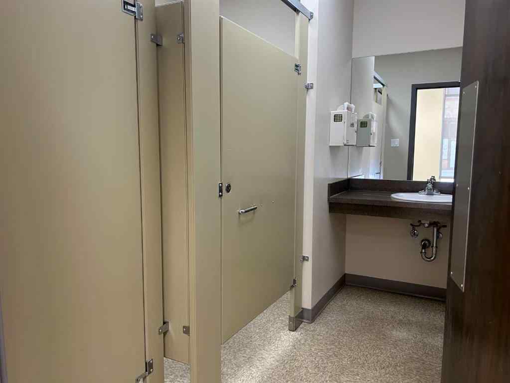 MLS® A2239614 - 657 3 Street SE in SE Hill Medicine Hat, Commercial