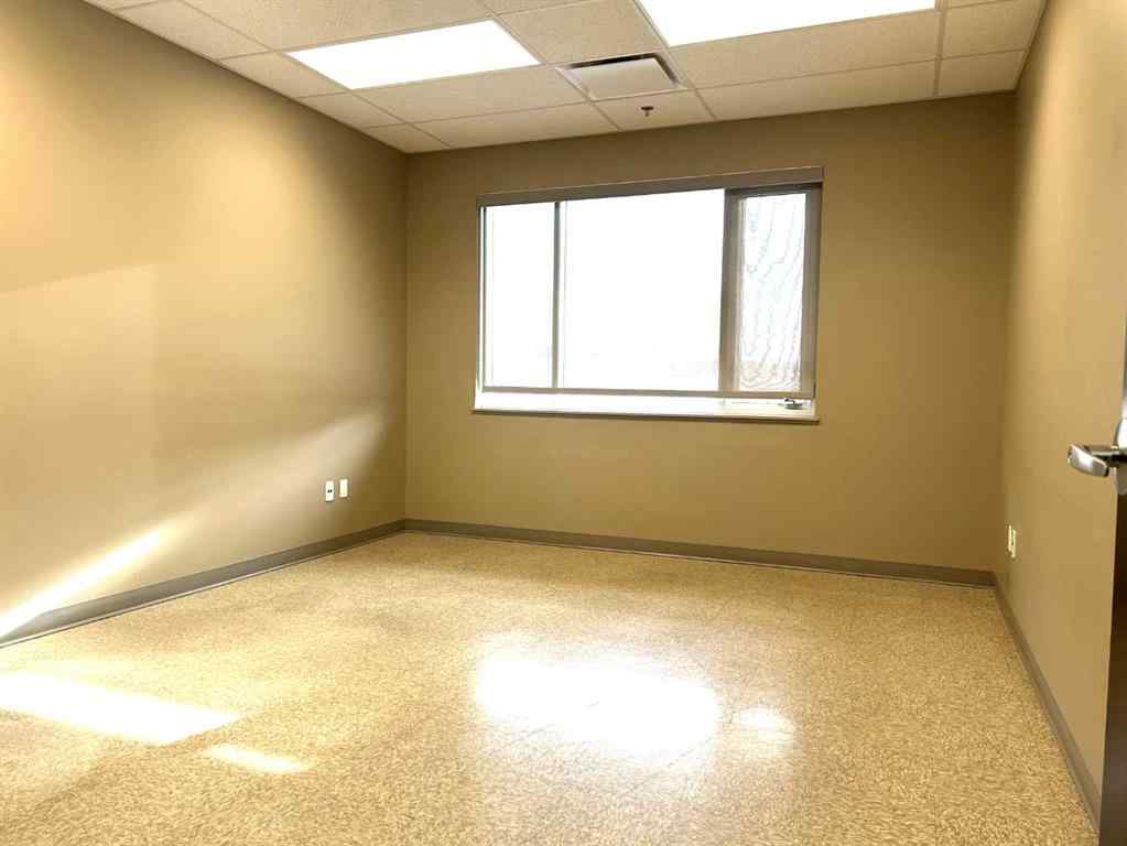 MLS® A2239614 - 657 3 Street SE in SE Hill Medicine Hat, Commercial