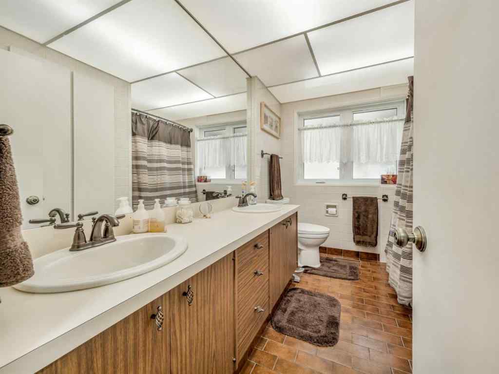 MLS® A2239618 - 1611 24 Street S in Agnes Davidson Lethbridge, Residential