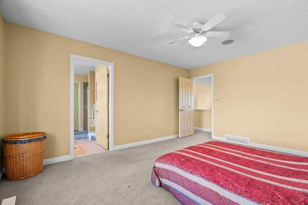 MLS® A2239625 - 160 Royal Oak Heights NW in Royal Oak Calgary, Residential