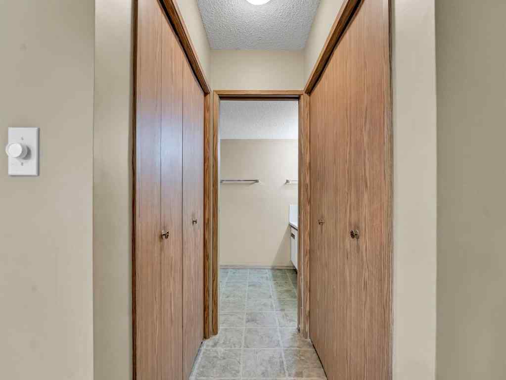 MLS® A2239639 - Unit #225 3090 15 Avenue SE in Crestwood-Norwood Medicine Hat, Residential