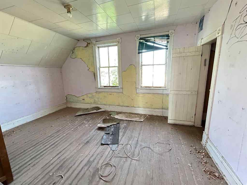 MLS® A2239647 - 337 2 Avenue  in NONE Walsh, Residential