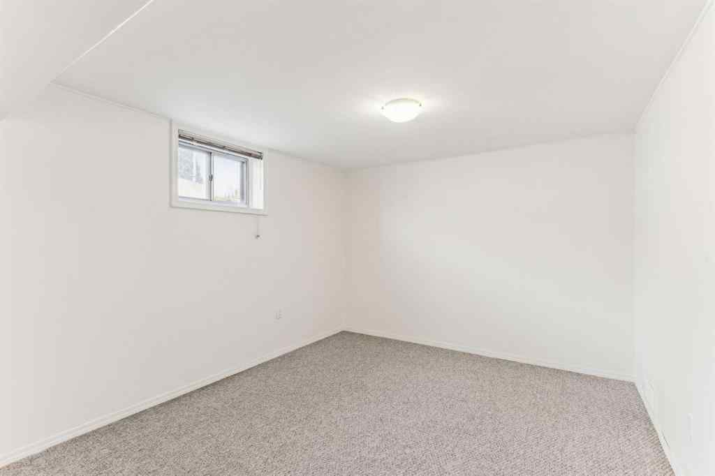 MLS® A2239672 - 139 Cornwallis Drive NW in Cambrian Heights Calgary, Residential