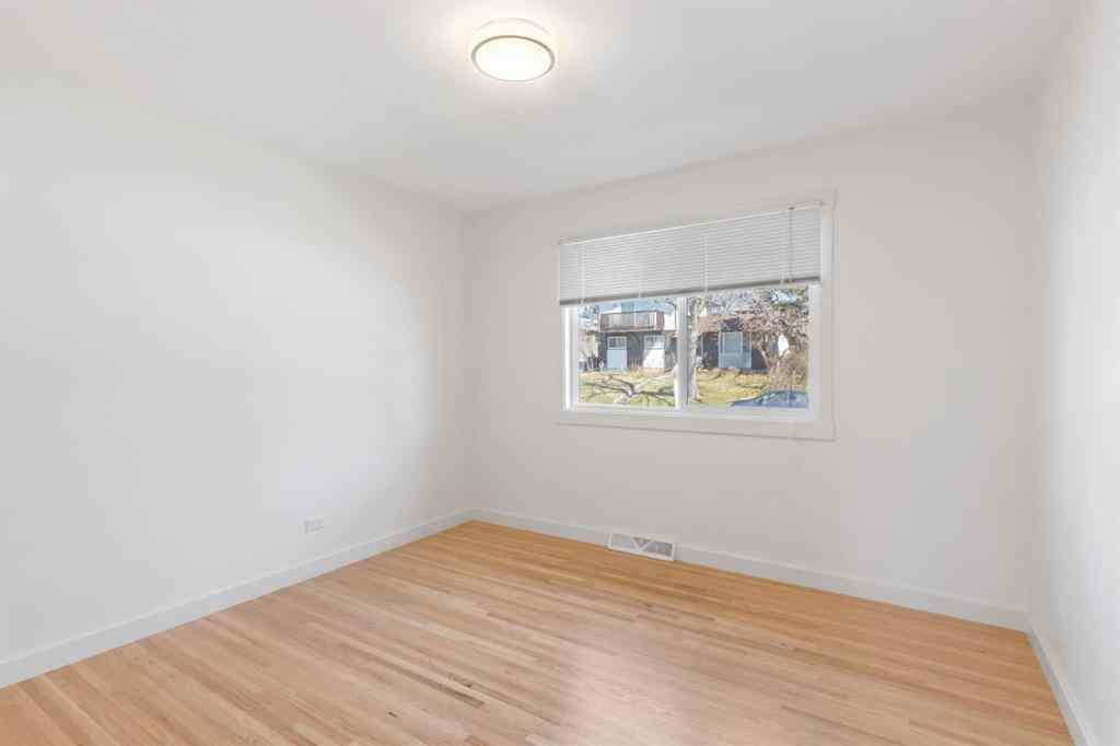 MLS® A2239672 - 139 Cornwallis Drive NW in Cambrian Heights Calgary, Residential