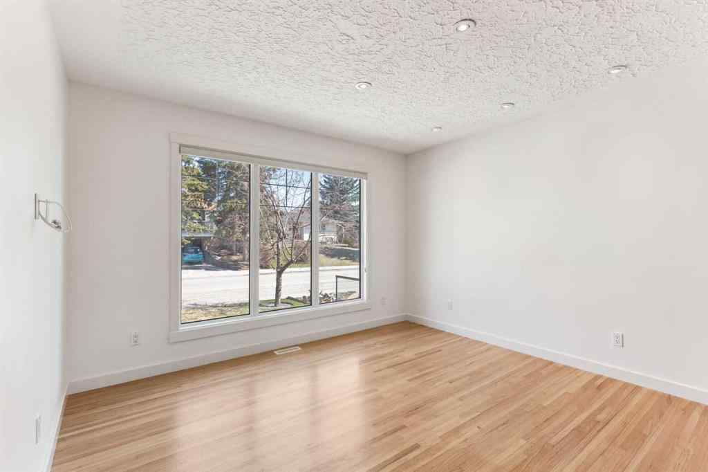 MLS® A2239672 - 139 Cornwallis Drive NW in Cambrian Heights Calgary, Residential