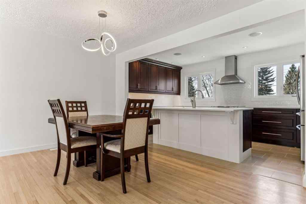 MLS® A2239672 - 139 Cornwallis Drive NW in Cambrian Heights Calgary, Residential