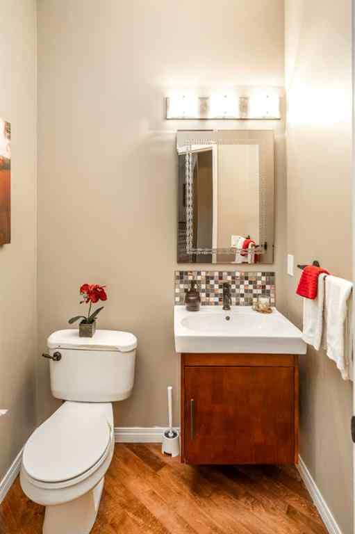 MLS® A2239676 - 105 Aspen Stone Road SW in Aspen Woods Calgary, Residential