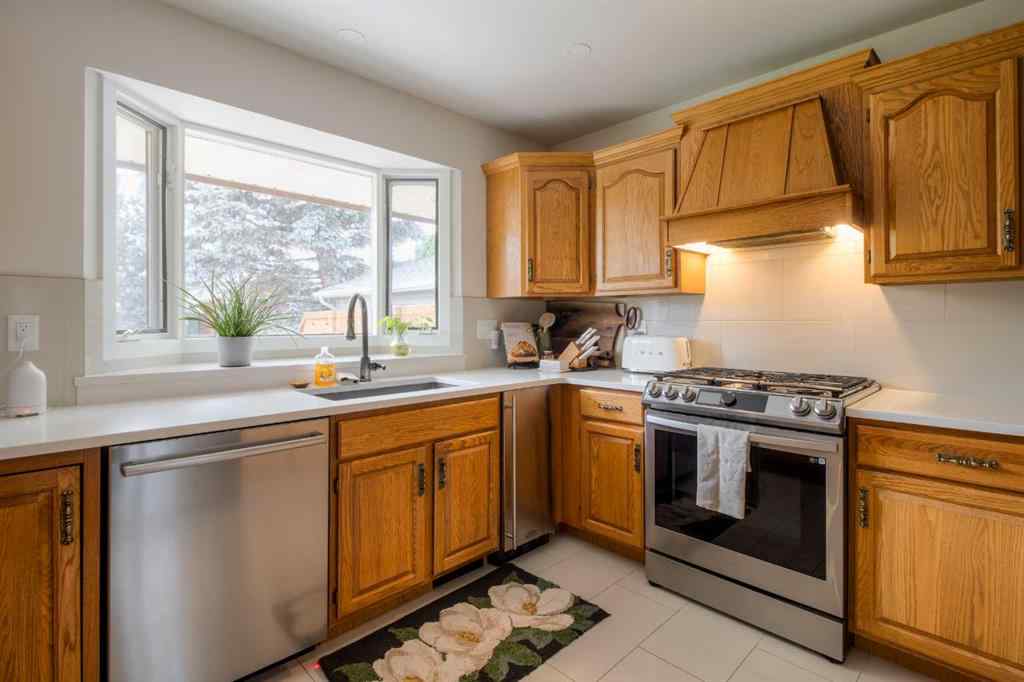 MLS® A2239717 - 3710 Oak Drive S in Redwood Lethbridge, Residential