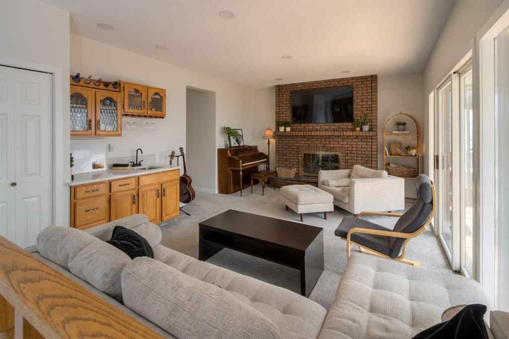 MLS® A2239717 - 3710 Oak Drive S in Redwood Lethbridge, Residential
