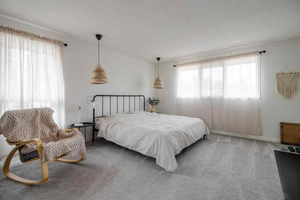 MLS® A2239717 - 3710 Oak Drive S in Redwood Lethbridge, Residential