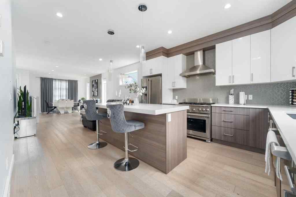 MLS® A2239724 - 415 6 Street NE in Bridgeland/Riverside Calgary, Residential