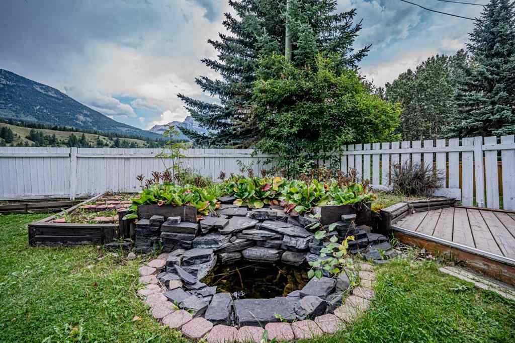 MLS® A2239732 - 1306 1 Avenue  in Teepee Town Canmore, Residential