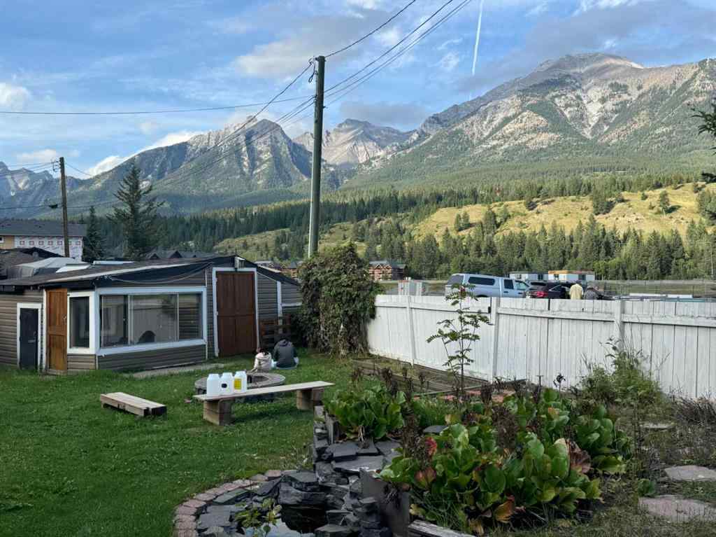 MLS® A2239732 - 1306 1 Avenue  in Teepee Town Canmore, Residential