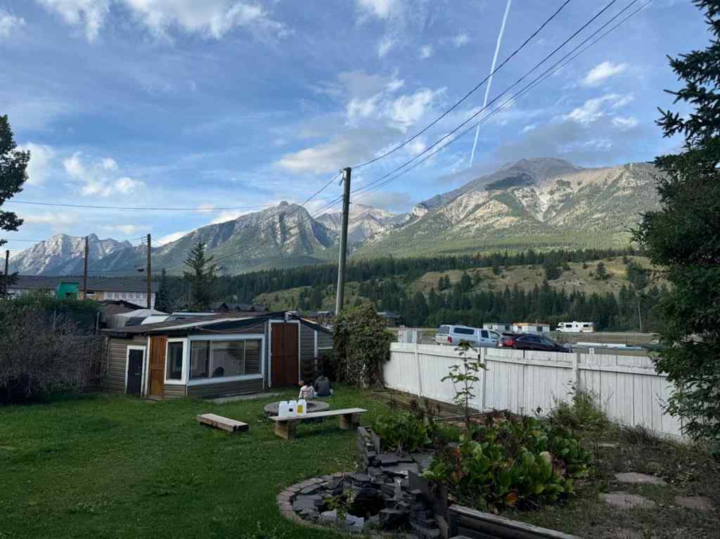 MLS® A2239732 - 1306 1 Avenue  in Teepee Town Canmore, Residential