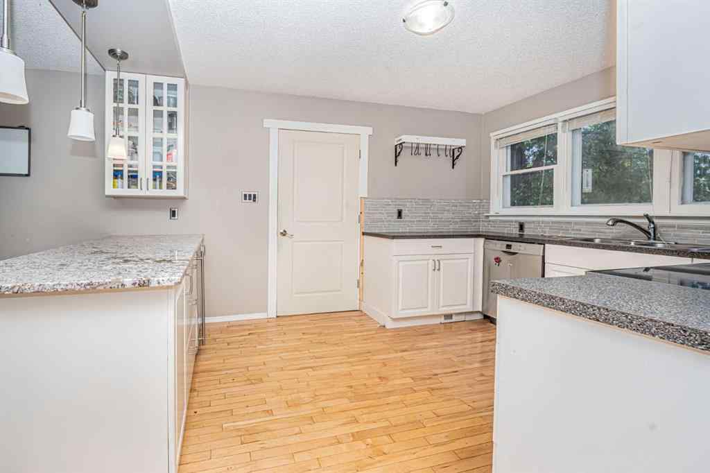 MLS® A2239732 - 1306 1 Avenue  in Teepee Town Canmore, Residential