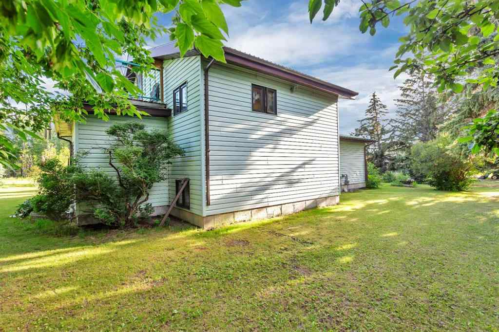 MLS® A2239738 - 381039 Range Road 7-2   in NONE Rural Clearwater County, Residential