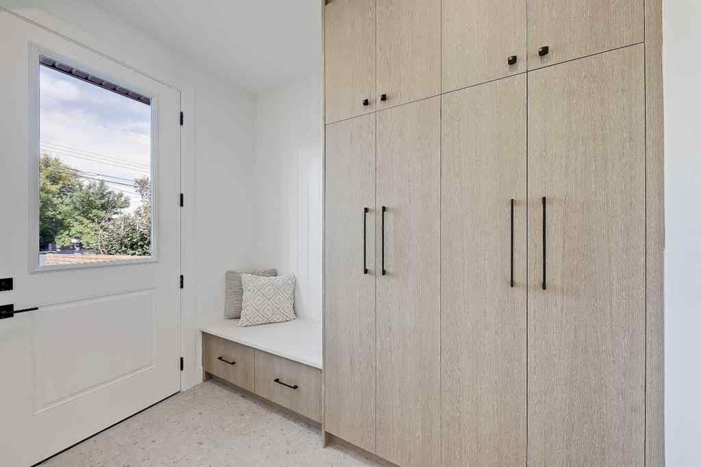 MLS® A2239742 - 518 22 Avenue NW in Mount Pleasant Calgary, Residential