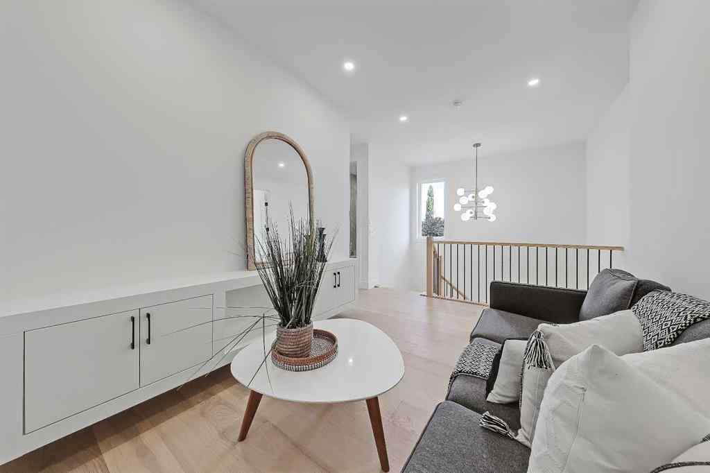 MLS® A2239742 - 518 22 Avenue NW in Mount Pleasant Calgary, Residential