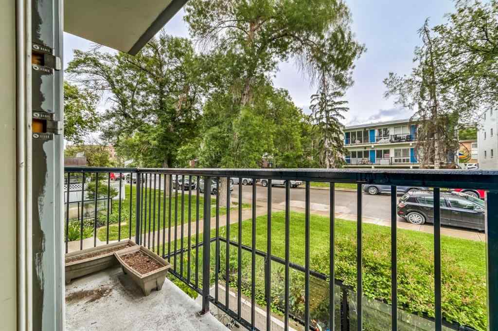 MLS® A2239750 - Unit #205 324 22 Avenue SW in Mission Calgary, Residential