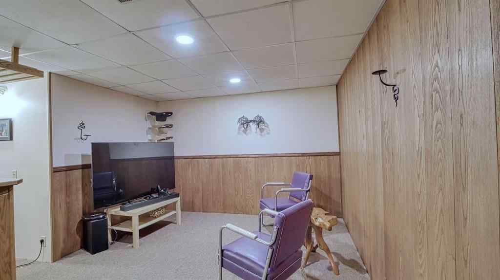 MLS® A2239756 - 123 Woodsman Lane SW in Woodbine Calgary, Residential