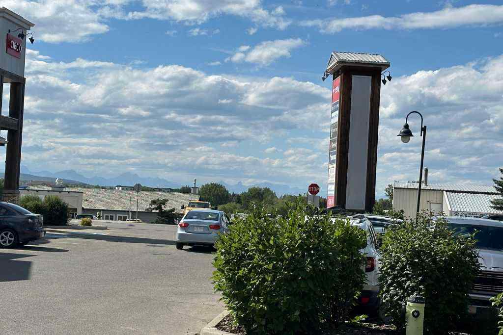 MLS® A2239763 - Unit #2214 505 Railway Street W in Downtown Cochrane, Residential