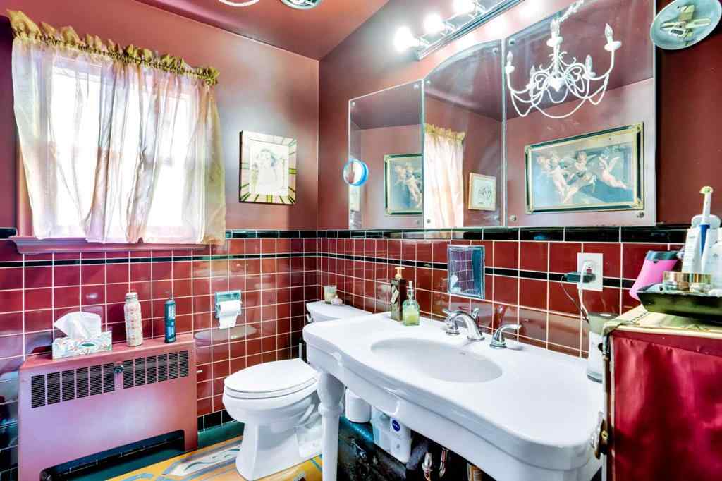 MLS® A2239772 - 1334 Crescent Road NW in Rosedale Calgary, Residential