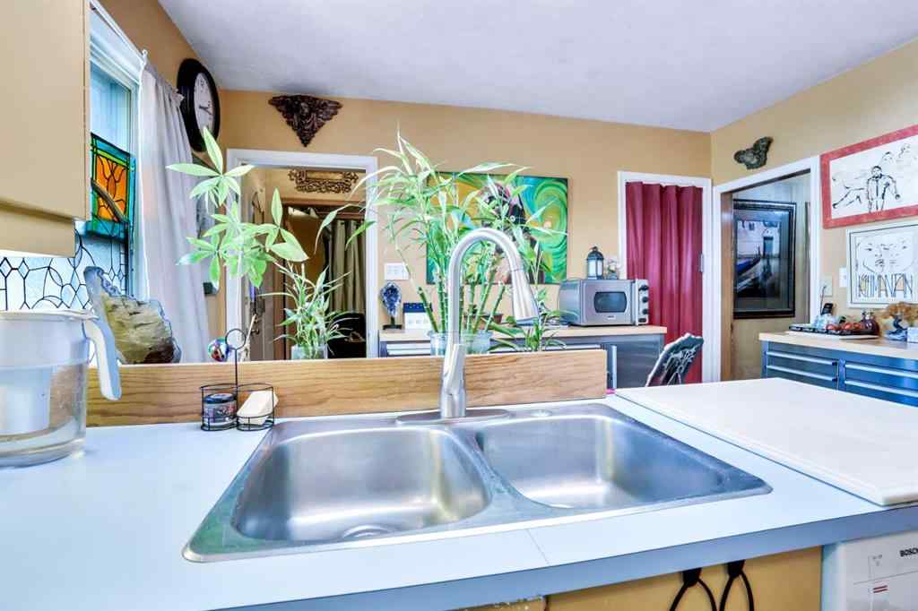 MLS® A2239772 - 1334 Crescent Road NW in Rosedale Calgary, Residential
