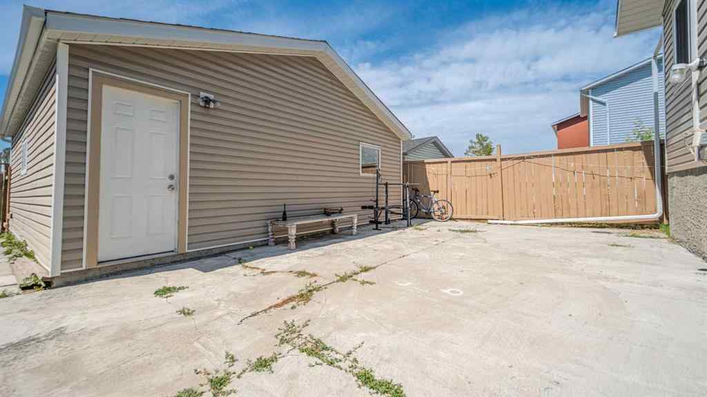 MLS® A2239773 - 101 Martinbrook Place NE in Martindale Calgary, Residential