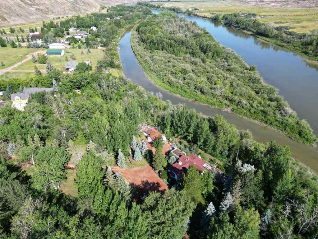 MLS® A2239774 - 293068 Deer Valley Lane Lane  in NONE Rural Kneehill County, Residential
