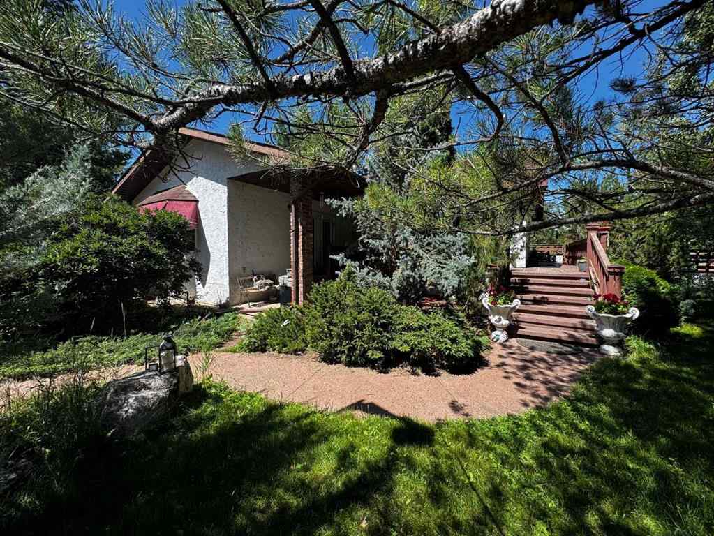MLS® A2239774 - 293068 Deer Valley Lane Lane  in NONE Rural Kneehill County, Residential