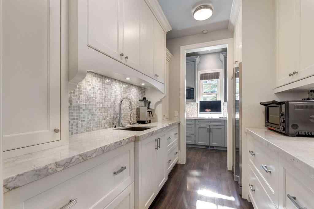 MLS® A2239798 - 28 Mackenas Way  in Mackenas Estates Rural Rocky View County, Residential