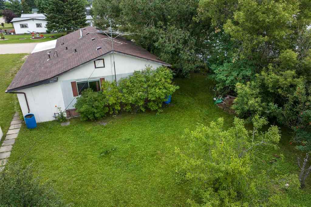 MLS® A2239800 - 5212 52A Street   in NONE Eckville, Residential