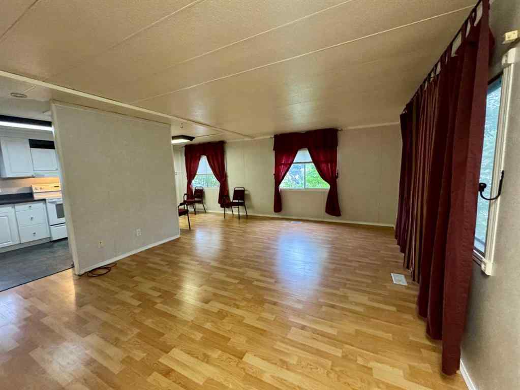 MLS® A2239800 - 5212 52A Street   in NONE Eckville, Residential