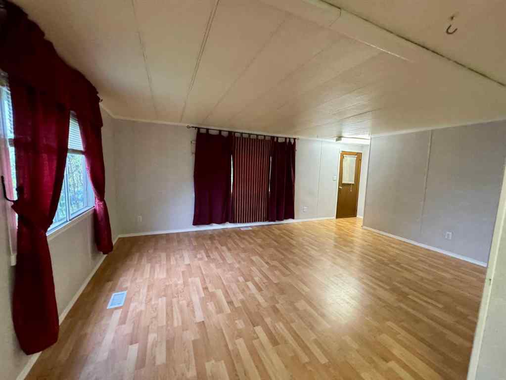 MLS® A2239800 - 5212 52A Street   in NONE Eckville, Residential