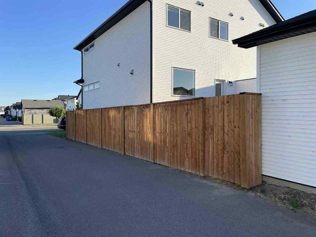 MLS® A2239804 - 4615 Fairmont Gate S in Discovery Lethbridge, Residential