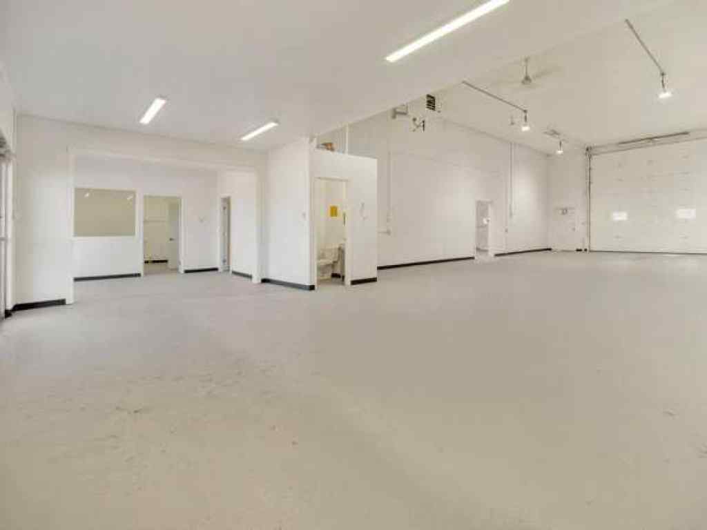 MLS® A2239822 - 3602 14 Avenue N in Churchill Industrial Park Lethbridge, Commercial