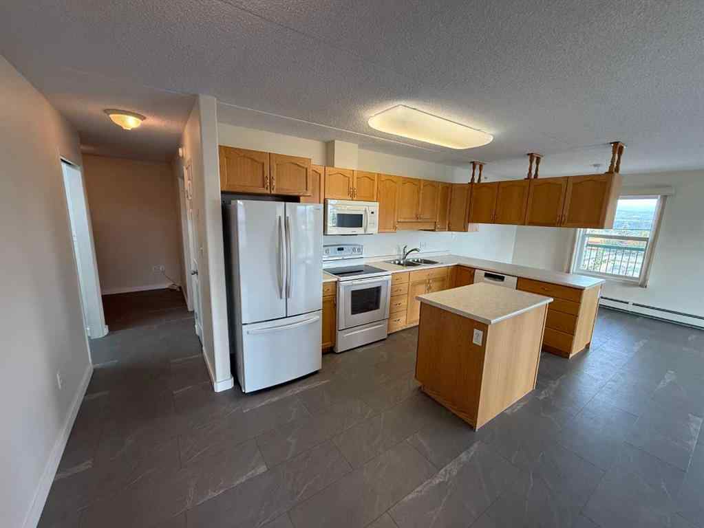 MLS® A2239840 - Unit #204 228 Pembina Avenue  in Mountain View Hinton, Residential