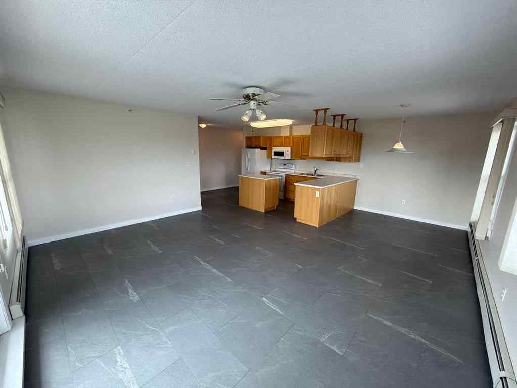 MLS® A2239840 - Unit #204 228 Pembina Avenue  in Mountain View Hinton, Residential