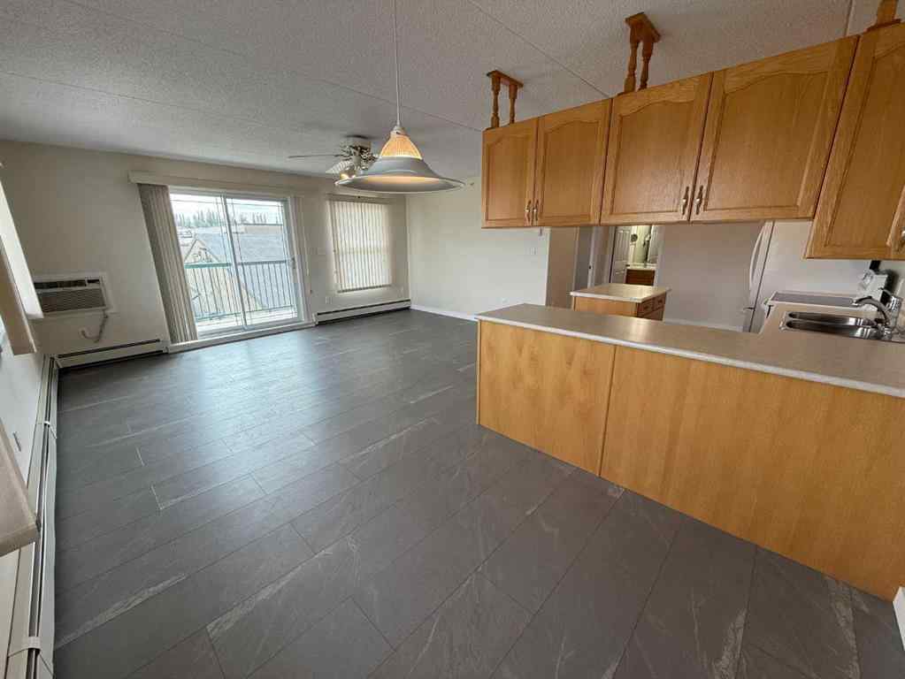 MLS® A2239840 - Unit #204 228 Pembina Avenue  in Mountain View Hinton, Residential