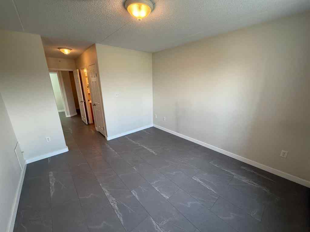 MLS® A2239840 - Unit #204 228 Pembina Avenue  in Mountain View Hinton, Residential