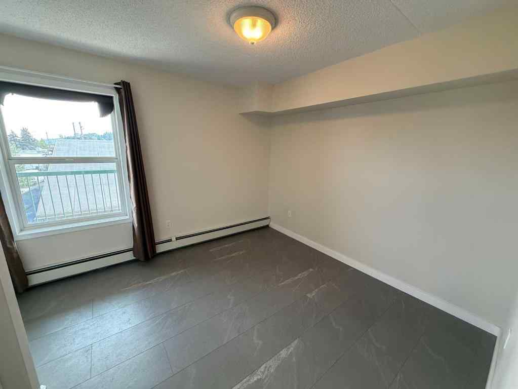 MLS® A2239840 - Unit #204 228 Pembina Avenue  in Mountain View Hinton, Residential