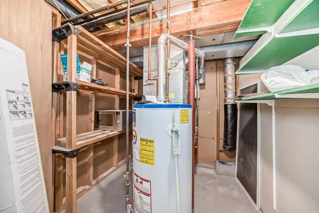 MLS® A2239852 - 32 Midland Place SE in Midnapore Calgary, Residential