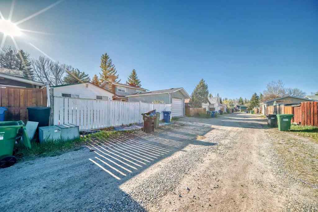 MLS® A2239852 - 32 Midland Place SE in Midnapore Calgary, Residential