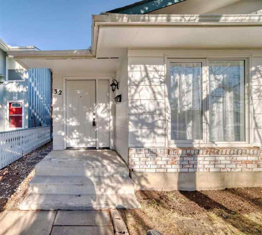 MLS® A2239852 - 32 Midland Place SE in Midnapore Calgary, Residential