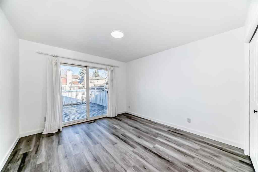 MLS® A2239852 - 32 Midland Place SE in Midnapore Calgary, Residential
