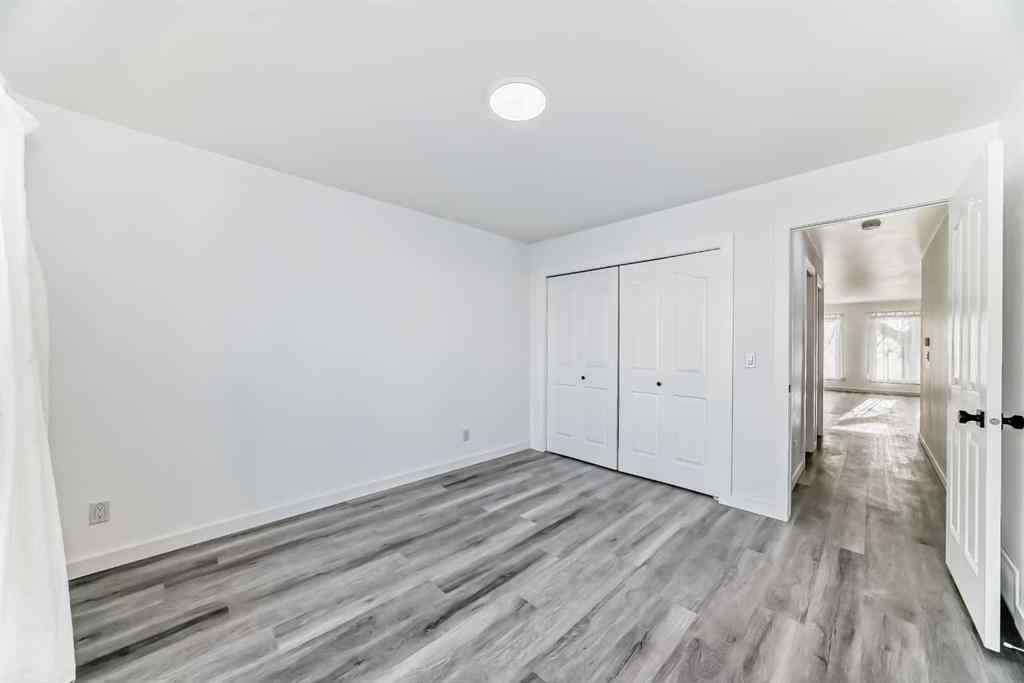 MLS® A2239852 - 32 Midland Place SE in Midnapore Calgary, Residential