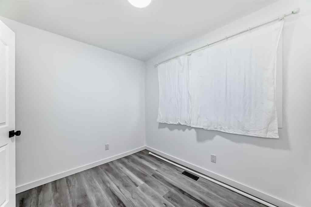 MLS® A2239852 - 32 Midland Place SE in Midnapore Calgary, Residential
