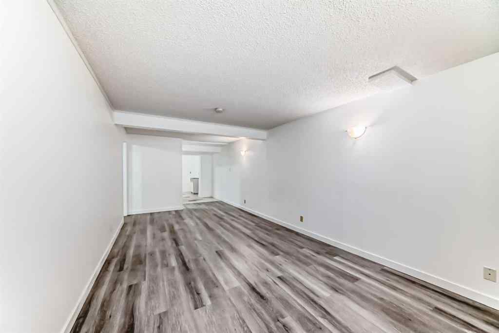 MLS® A2239852 - 32 Midland Place SE in Midnapore Calgary, Residential